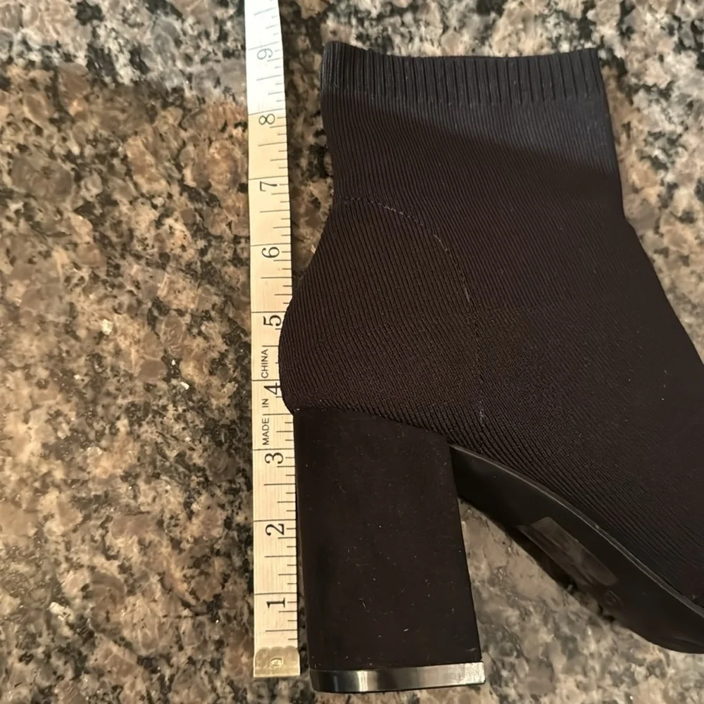 Mia Erika Black Knit 9inch Bootie NIB 8M